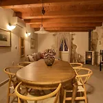 Steinvilla Margaret Mit Pool Und Besonderem Flair By Interhome *