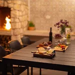 Steinvilla Margaret Mit Pool Und Besonderem Flair By Interhome Σπίτι διακοπών *