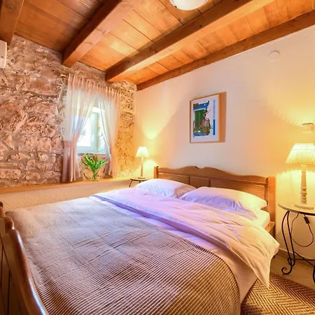 Steinvilla Margaret Mit Pool Und Besonderem Flair By Interhome Holiday home