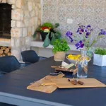 Steinvilla Margaret Mit Pool Und Besonderem Flair By Interhome Garica