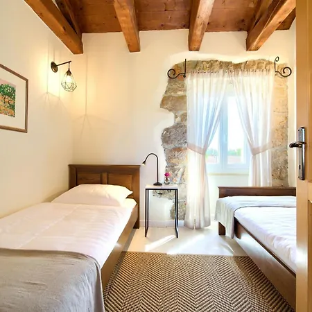 Steinvilla Margaret Mit Pool Und Besonderem Flair By Interhome Casa de Férias *